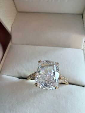 Gold Cushion-Cut Clear Stone Ring with Pavé Band
